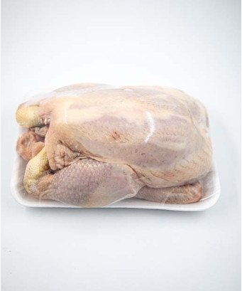 Poulet fermier élevé en plein air, nourri naturellement pour une chair tendre 4000F./Kg