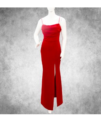 Robe rouge bras mince 