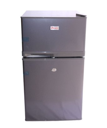 le mini réfrigérateur gris  une capacité de 80l pour que vous puissiez conserver et congeler tous vos aliments frais.