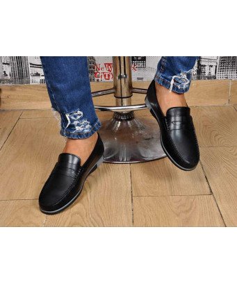 Mocassins a mors simple /en cuir lisse /Noir bordure couture apparente ronde /Portugal