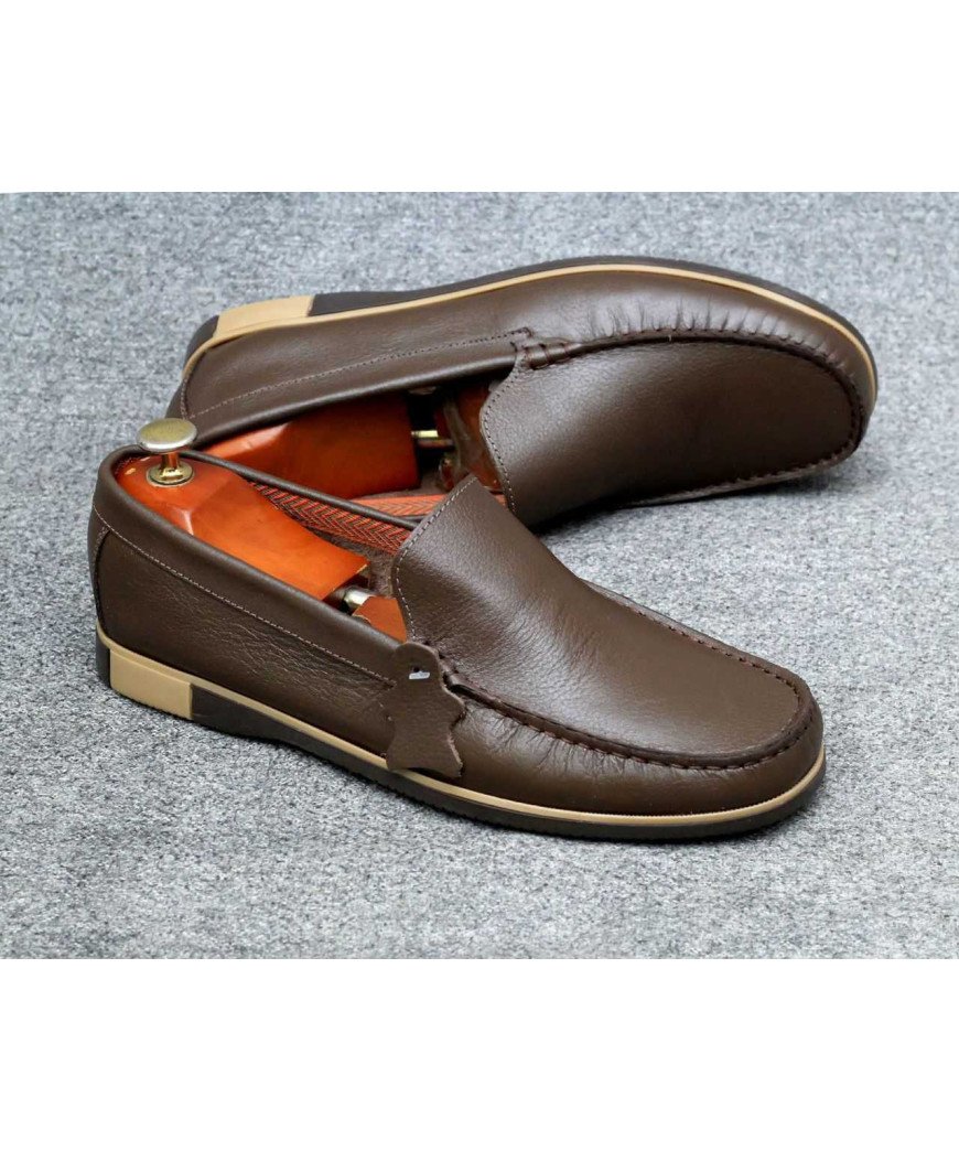 Mocassins homme élégant/en cuir lisse /Marron fonce semelle bicolore /Portugal