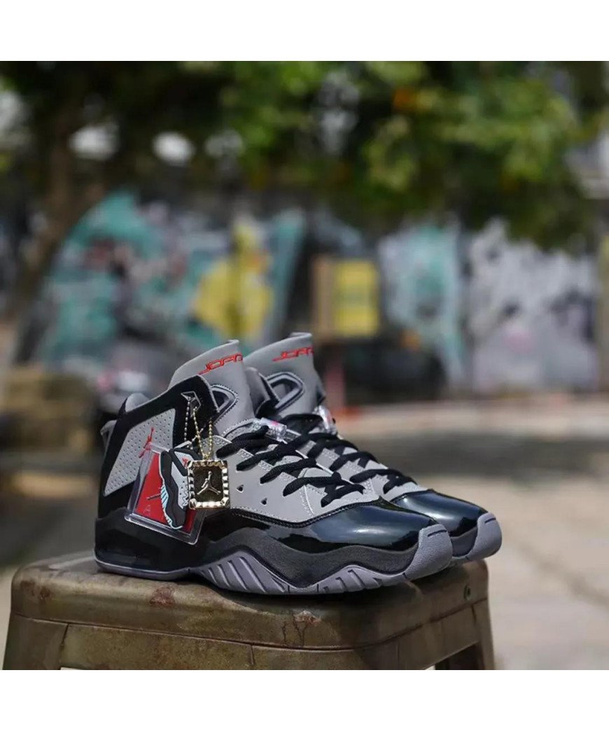 Basket Montante Jordan jumpman Mvp/ Grise avec détails noires et semelle grise J7